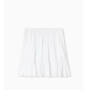 White skirt with pockets